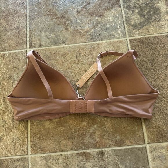 Skims Wireless Form T-shirt Bra Sienna Size 38A - Picture 4 of 8